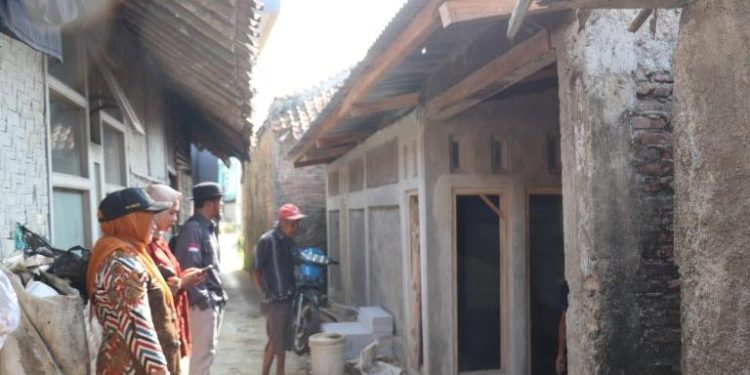 15 Rutilahu di Kelurahan Sukakarya Mendapatkan Bantuan Renovasi