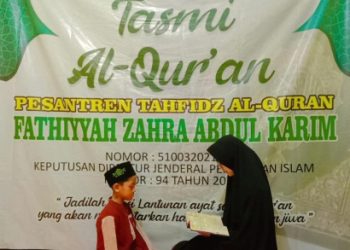 Lulus, Fikri Haikal Abdul Karim Ikuti Tasmi Al-Qur’an di Tahfidz Al-Qur’an Fathiyyah Zahra Abdul Karim Cisaat Sukabumi