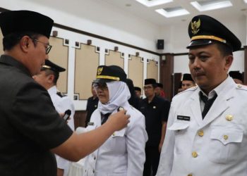 Wali Kota Sukabumi Lantik Sejumlah Camat dan Kepala Sekolah