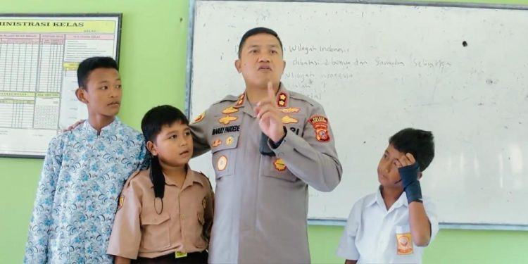 Ini Bentuk Kepedulian Kapolres Sukabumi pada Anak Sekolah