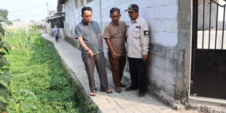 Tiga RW di Kelurahan Dayeuh Luhur Manfaatkan P2RW untuk Peningkatan Kualitas Jalan