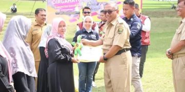 Gebyar SDM Program Keluarga Harapan, Bupati Berikan Bantuan