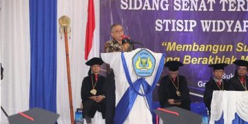 Di Wisuda STISIP Widyapuri Mandiri, Wabup Iyos: Ini Harapannya