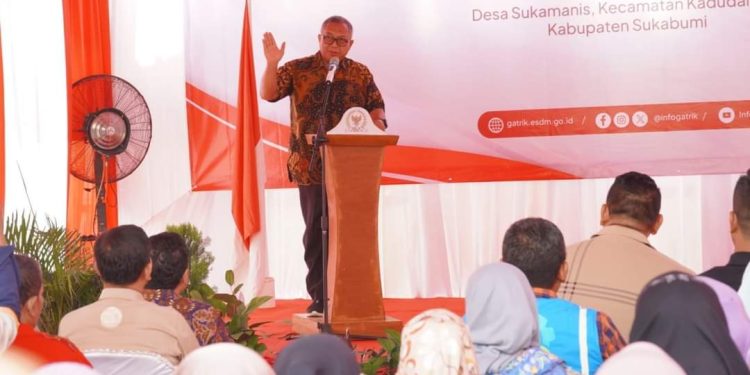 Bantuan Pasang Baru Listrik Gratis, Bupati: Dukung Kesejahteraan Masyarakat