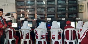 Peserta Didik MI Baitussalam Kecamatan Cisaat Ikuti Ujian Utama ANBK 2023