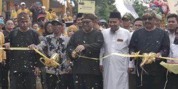Resmikan Jalan Cikakak-Ciputan, Bupati “Mendorong Parawisata dan Perekonomian Masyarakat”