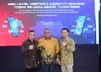 Bupati Ikuti Meeting Implementasi Pengelolaan Keuangan Berbasis Digital