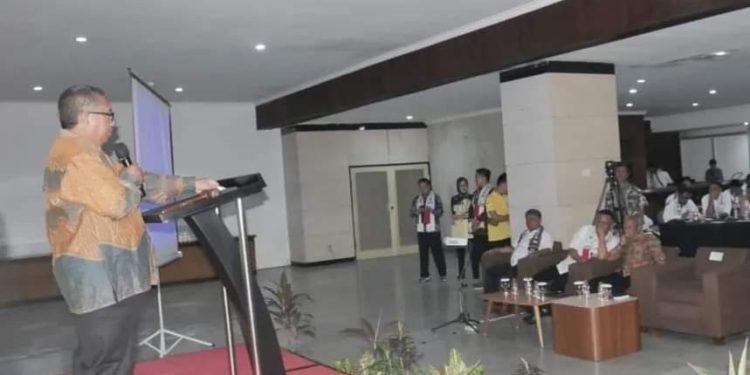 Bupati Marwan Buka Bimtek Kepala Desa