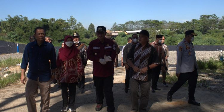 Pj Walikota dan DLH Kota Sukabumi, Upayakan Pengurangan Volume Sampah Melalui Bank Sampah dan TPS3R