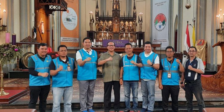 Perayaan Natal 2023 Berlangsung, PLN Siagakan Listrik Berlapis dan Petugas Siaga Kelistrikan di Gereja