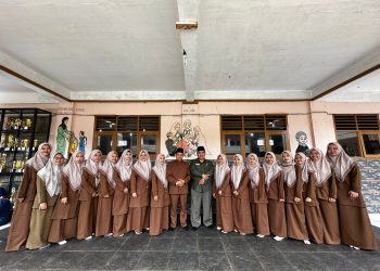 Pengawas Bina Laksanakan Pendampingan Kurikulum Merdeka Terhadap Guru MI Baitussalam pada Proses Pembelajaran