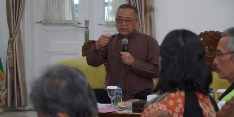 Terima PT Putri Cendrawasih Raya, Wabup: “Saatnya UMKM Jajaki Market Level Internasional”