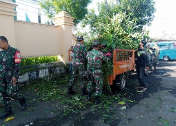 Aksi Sosial Karya Bakti TNI Kodim 0607 Kota Sukabumi
