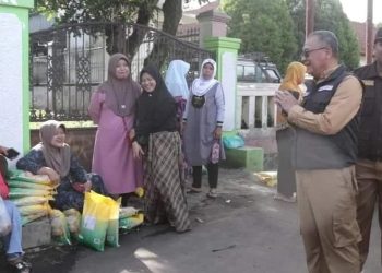 Wakil Bupati Tinjau Pasar Beras Murah di Karangtengah Cibadak