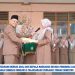 Kepala MI Baitussalam Cisaat Serahkan Berkas Soal Ujian Tengah Semester Genap
