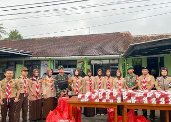 Gerakan Pramuka Kwarran Cisaat Berbagi