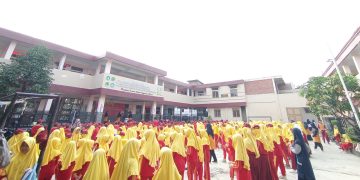 PaudQu dan MI Baitussalam Kecamatan Cisaat Senam Pagi Bersama