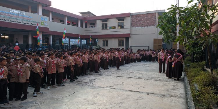 PaudQu/TKQ/MI/MDT Baitussalam Gelar Upacara HUT Pramuka Ke 63