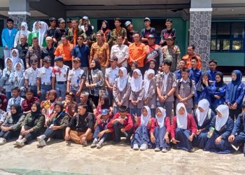 Sejumlah Pelajar Ikuti Seminar Sehari Bersama DLH, BPBD dan Basarnas