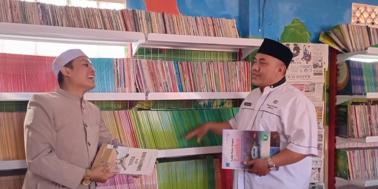 Kemenag Kab Sukabumi Tinjau Perpustakaan MI Baitussalam Dalam Rangka Persiapan Akreditasi Perpustakaan Sekolah