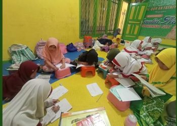 Tahfidz Al-Qur’an Fathiyyah Zahra Abdul Karim Cisaat Galakkan Menulis Arab Rapi