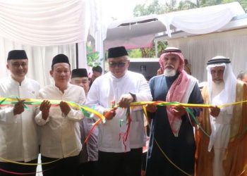 Bupati Marwan Resmikan Masjid Al-Hujaili di Kecamatan Jampangtengah