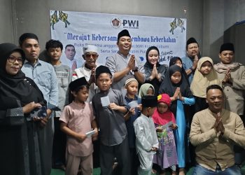 Penghujung Ramadhan 1446 H, PWI dan IKWI Kota Sukabumi Santuni Anak Yatim