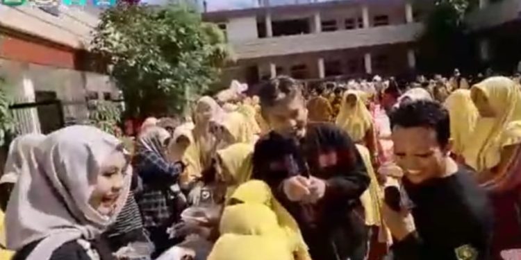 Festival Panen Karya MI Baitussalam Mematik Perhatian Orangtua Siswa