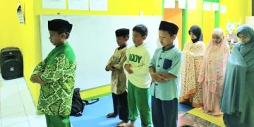 Membanggakan, Belajar di Tahfidz Qur’an Fathiyyah Zahra