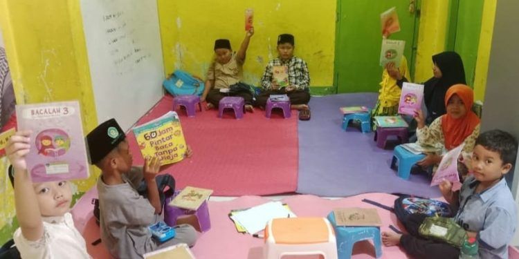 Calistung jadi Program Unggulan di Tahfidz Fathiyyah Zahra