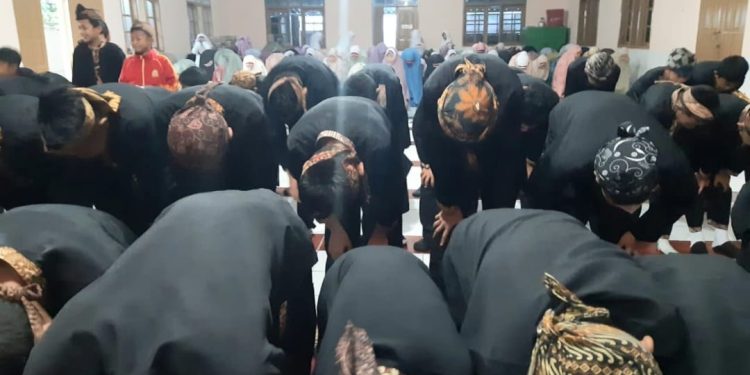 Pembiasaan Sholat Dhuha Siswa MI Baitussalam Cisaat