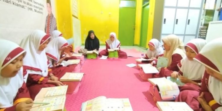 Selalu Terbaik Kelompok An-Nisa di Tahfidz Fathiyyah Zahra Ini