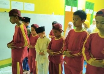 Terapkan Disiplin Tahfidz Quran Fathiyyah Zahra