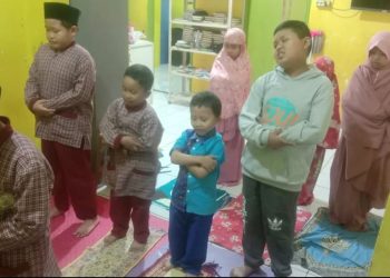 Santri Tahfidz Quran Fathiyyah Zahra Perdalam Ilmu Sholat