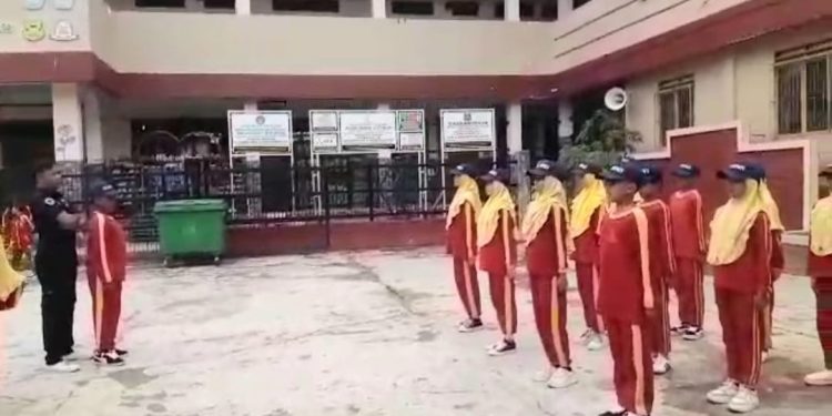 Tim Paskibra MI Baitussalam Peruncing Latihan Jelang Lomba Tingkat Jabar