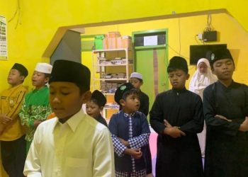 Tahfidz Quran Fathiyyah Zahra Membiasakan Sholat Dhuha