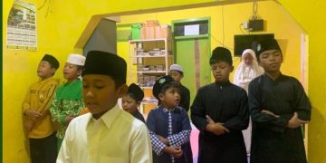 Tahfidz Quran Fathiyyah Zahra Membiasakan Sholat Dhuha