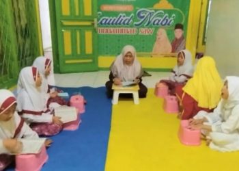Kelompok An-Nur Tahfidz Fathiyyah Zahra Selalu Ceria