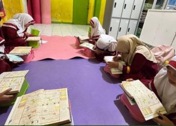 Kelompok An-Nisa Terbaik Tahfidz Quran Fathiyyah Zahra