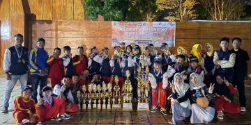 MI Baitussalam Sukabumi Kembali Borong Piala Lomba Paskibra Se-Jawa Barat