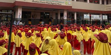 Senam Sehat Rutin MI Baitussalam Cisaat, Meriah