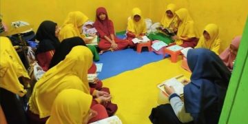 Mengintip Kelompok Maryam Santriat Tahfidz Al-Quran Fathiyyah Zahra