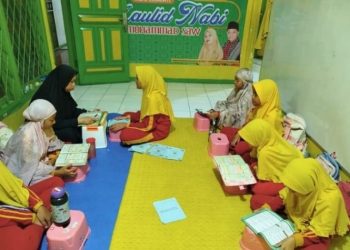 Generasi Qurani Kelompok An-Nur Tahfidz Al-Quran Fathiyyah Zahra