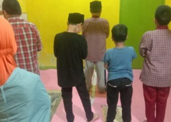 Santri Tahfidz Al-Quran Fathiyyah Zahra Prioritaskan Sholat Berjamaah Ashar