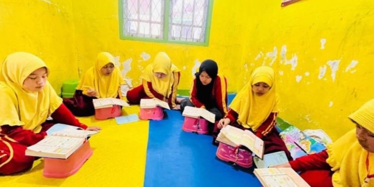 An-nisa Kelompok Terbaik dan Paling Ceria di Tahfid Al-Quran Fathiyyah Zahra