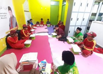 Selasa Ceria, Belajar Bersama di Tahfid Al-Quran Fathiyyah Zahra