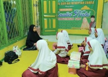 Generasi Qurani Santri Tahfidz Al-Quran Fathiyyah Zahra yang Selalu Ceria