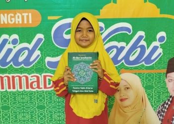 Senyum Manis Nayla, Santriat Baru Tahfidz Al-Quran Fathiyyah Zahra