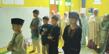 Rutinitas di Tahfidz Al-Quran Fathiyyah Zahra, Sholat Ashar Berjamaah