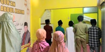 Kelompok Assyifa Tahfidz Al-Quran Fathiyyah Zahra Gelar Sholat Dhuha